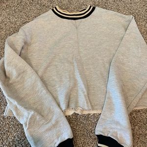Cropped sweatshirt
